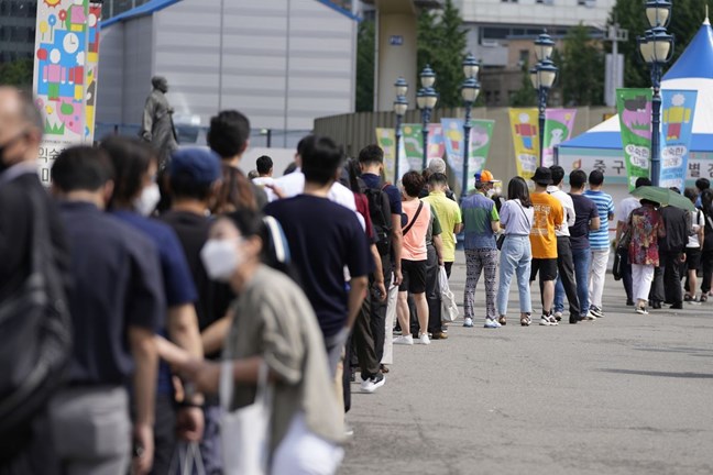 Timely supporting Vietnamese infected with COVID-19 in RoK